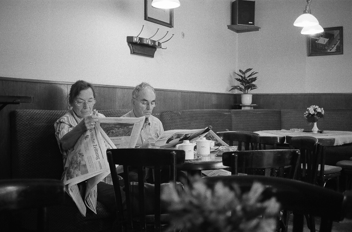Paar im Café Kolditz in Sangerhausen. Foto: Astrid Beutel